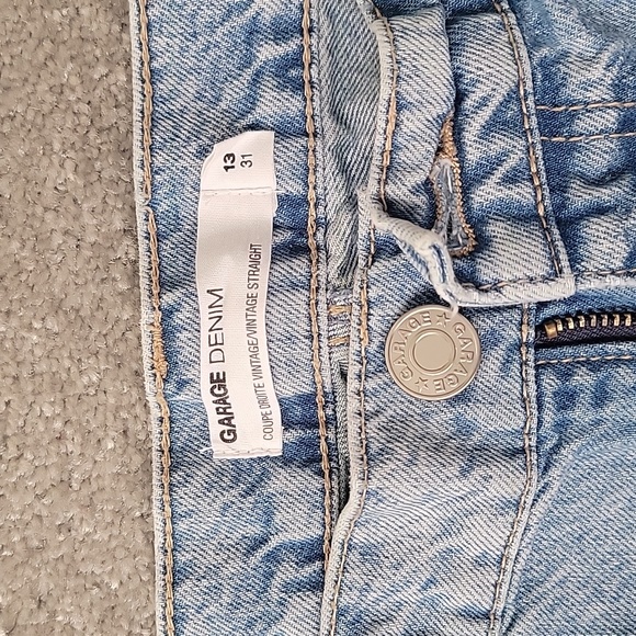 Women's distressed Garage jeans Sz 13/ sz 31, straight fit - Picture 2 of 3